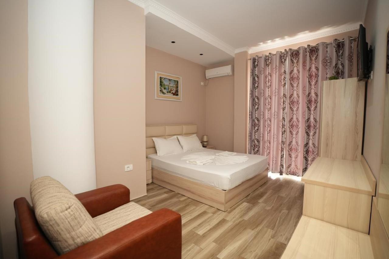 Kojku * Durrës